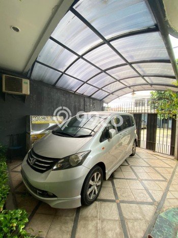 Rumah Elit LB 425m2 Siap Huni Desain Elegan di Gandul, Depok Rumah Elit LB 425m2 Siap Huni Desain Elegan di Gandul, Depok