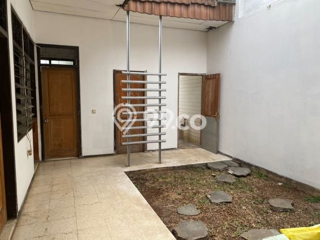 Siap Huni Rumah Mewah 5 Kamar di Cinere Dekat ke Mana Saja Siap Huni Rumah Mewah 5 Kamar di Cinere Dekat ke Mana Saja