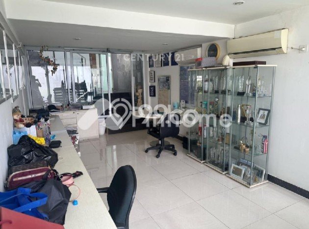 Rumah Mewah LB 750m2 Siap Huni Desain Elegan di Rawamangun, Jakarta Timur Rumah Mewah LB 750m2 Siap Huni Desain Elegan di Rawamangun, Jakarta Timur