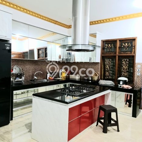 Siap Huni Rumah Mewah 4 Kamar di Tebet Dekat ke Mana Pun Siap Huni Rumah Mewah 4 Kamar di Tebet Dekat ke Mana Pun