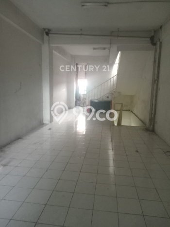 Ruko Bagus Dijual LB 352m2 Lokasi Strategis Jakarta Pusat Area Cocok untuk Berbisnis Ruko Bagus Dijual LB 352m2 Lokasi Strategis Jakarta Pusat Area Cocok untuk Berbisnis
