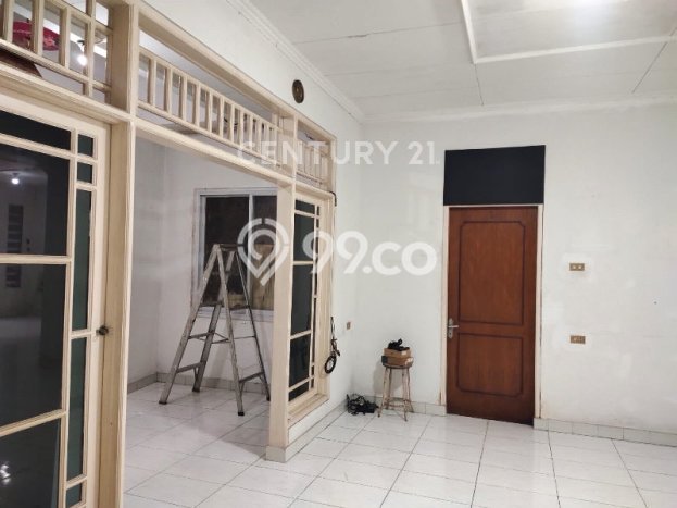 Dijual Rumah Luas Megah Dengan View Cantik di Rawamangun, Jakarta Timur Dijual Rumah Luas Megah Dengan View Cantik di Rawamangun, Jakarta Timur