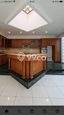 Ready to Use! Luxury House LT 1600m2 Desain Elegan di Kemang Ready to Use! Luxury House LT 1600m2 Desain Elegan di Kemang