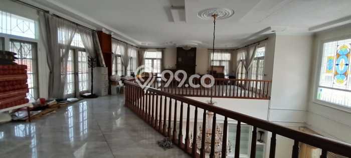 Rumah Elit Modern Tanpa Renovasi di Permata Hijau Jakarta Selatan Rumah Elit Modern Tanpa Renovasi di Permata Hijau Jakarta Selatan