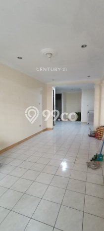 For Sale! Luxury House LT 164m2 Desain Elegan di Rawamangun For Sale! Luxury House LT 164m2 Desain Elegan di Rawamangun