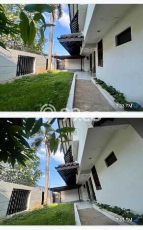 Rumah Luxury Modern Tanpa Renovasi di Pulomas Jakarta Timur Rumah Luxury Modern Tanpa Renovasi di Pulomas Jakarta Timur