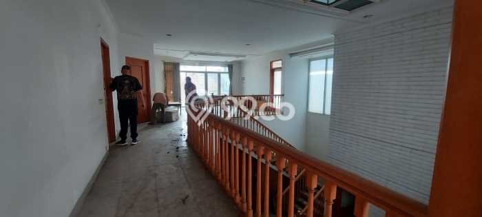 Rumah Luxury Modern Siap Huni di Permata Hijau Jakarta Selatan Rumah Luxury Modern Siap Huni di Permata Hijau Jakarta Selatan