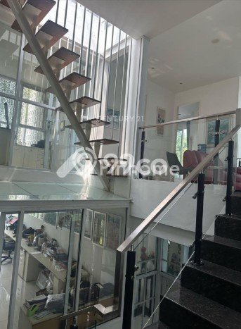 Rumah Mewah LB 750m2 Siap Huni Desain Elegan di Rawamangun, Jakarta Timur Rumah Mewah LB 750m2 Siap Huni Desain Elegan di Rawamangun, Jakarta Timur