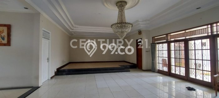 Rumah Luxury Modern Tanpa Renovasi di Rawamangun Jakarta Timur Rumah Luxury Modern Tanpa Renovasi di Rawamangun Jakarta Timur