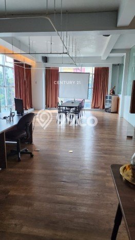 Ruko Disewakan di Bintaro, Luas 400m², Area Berkembang Ruko Disewakan di Bintaro, Luas 400m², Area Berkembang