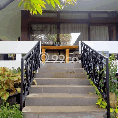 Jual Rumah Mewah Megah Dengan View Eksklusif di Kemang, Jakarta Selatan Jual Rumah Mewah Megah Dengan View Eksklusif di Kemang, Jakarta Selatan