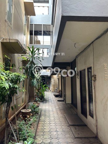 Hunian Elit LB 900m2 Siap Pakai Desain Elegan di Fatmawati, Jakarta Selatan Hunian Elit LB 900m2 Siap Pakai Desain Elegan di Fatmawati, Jakarta Selatan