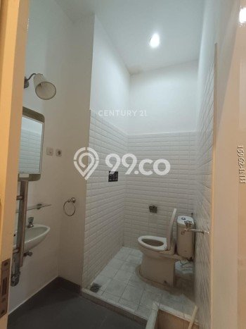 Disewakan Ruko di Kawasan Ramai Sektor 9-Bintaro Luas 300m2 Disewakan Ruko di Kawasan Ramai Sektor 9-Bintaro Luas 300m2