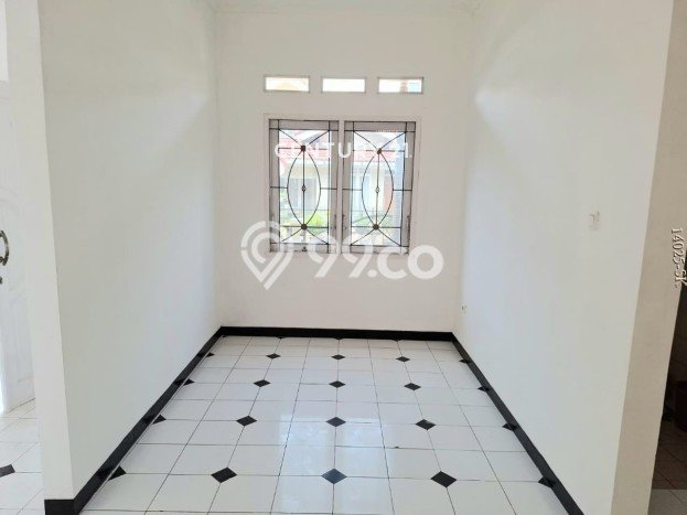 Rumah Elit LB 150m2 Siap Pakai Desain Elegan di Sektor 9-Bintaro, Tangerang Selatan Rumah Elit LB 150m2 Siap Pakai Desain Elegan di Sektor 9-Bintaro, Tangerang Selatan
