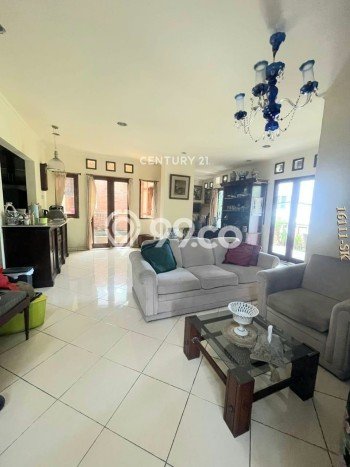 Hunian Mewah Dijual LT 225m2 di Ciputat, Tangerang Selatan Hunian Mewah Dijual LT 225m2 di Ciputat, Tangerang Selatan