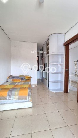 Rumah Strategis Minimalis Lb 163m2 di Ciputat, Tangerang Selatan Rumah Strategis Minimalis Lb 163m2 di Ciputat, Tangerang Selatan