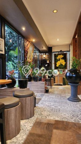 Ruko Disewakan di Bintaro, Luas 400m², Area Berkembang Ruko Disewakan di Bintaro, Luas 400m², Area Berkembang
