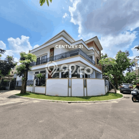 Ready to Use! Luxury House LT 218m2 Desain Elegan di BSD City Ready to Use! Luxury House LT 218m2 Desain Elegan di BSD City