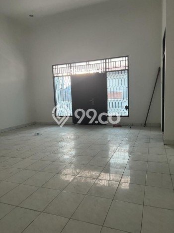 Jual Rumah Bagus Siap Huni LB 450m2 di Ciputat, Tangerang Selatan Jual Rumah Bagus Siap Huni LB 450m2 di Ciputat, Tangerang Selatan