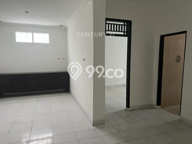 Jual Rumah Bagus Siap Huni LB 450m2 di Ciputat, Tangerang Selatan Jual Rumah Bagus Siap Huni LB 450m2 di Ciputat, Tangerang Selatan