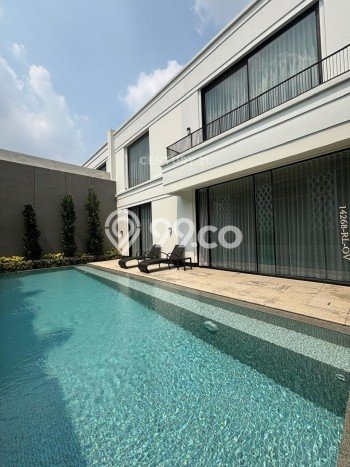 Ready to Use! Luxury House LT 364m2 Desain Elegan di Alam Sutera Ready to Use! Luxury House LT 364m2 Desain Elegan di Alam Sutera