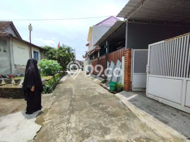 Rumah Terawat kawasan Baki, Sukoharjo, LT 179m2m² Bangunan 150m2m² DIJUAL CEPAT! Rumah Terawat kawasan Baki, Sukoharjo, LT 179m2m² Bangunan 150m2m² DIJUAL CEPAT!