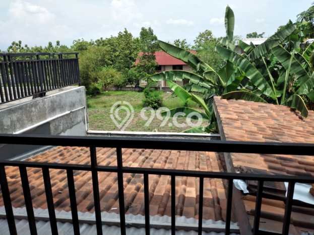 BEST DEAL! Rumah Siap Huni di Kartasura, LT 213m2m² Bangunan 200m2m² BEST DEAL! Rumah Siap Huni di Kartasura, LT 213m2m² Bangunan 200m2m²