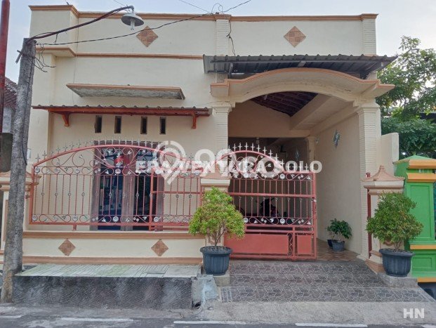 BEST OFFER! Rumah Untuk Investasi di Bendosari, Luas 126m2m² Bangunan 126m2m² BEST OFFER! Rumah Untuk Investasi di Bendosari, Luas 126m2m² Bangunan 126m2m²