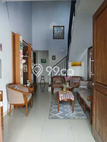 For Sale Rumah 6 Kamar Lokasi Ideal Bagus dan Strategis di Colomadu For Sale Rumah 6 Kamar Lokasi Ideal Bagus dan Strategis di Colomadu