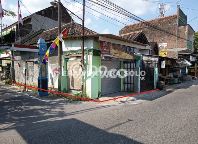 DIJUAL CEPAT! Rumah Ready Stock Lokasi Premium Ngemplak, Luas 86m2m² LB 86m2m² DIJUAL CEPAT! Rumah Ready Stock Lokasi Premium Ngemplak, Luas 86m2m² LB 86m2m²