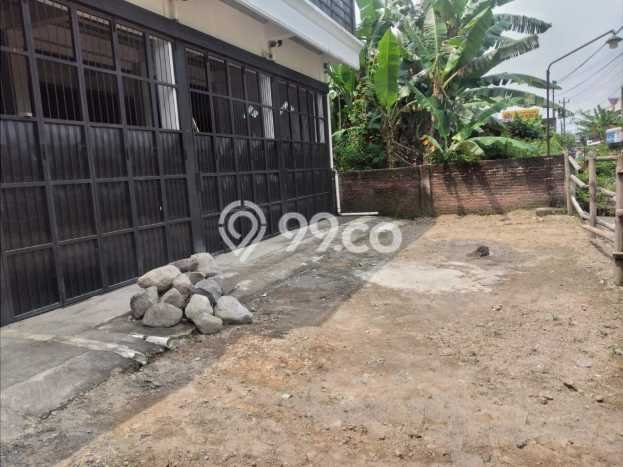 Siap Huni Rumah Mewah 3 Kamar di Jaten Dekat ke Mana Pun Siap Huni Rumah Mewah 3 Kamar di Jaten Dekat ke Mana Pun