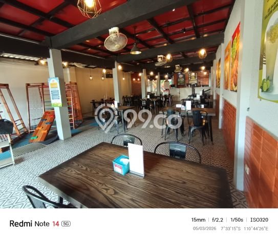 Area Ramai! Komersial Dijual di Kartasura untuk Bisnis Luas Bangunan 350m2 Area Ramai! Komersial Dijual di Kartasura untuk Bisnis Luas Bangunan 350m2