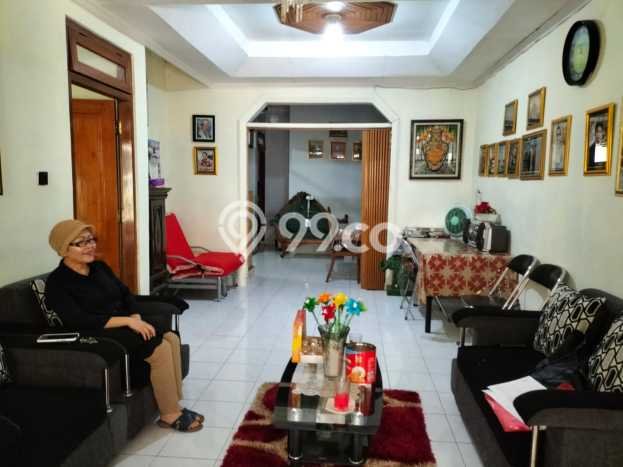Hunian Asri 3 KT 1 KM Akses Strategis di Jebres, Solo Hunian Asri 3 KT 1 KM Akses Strategis di Jebres, Solo