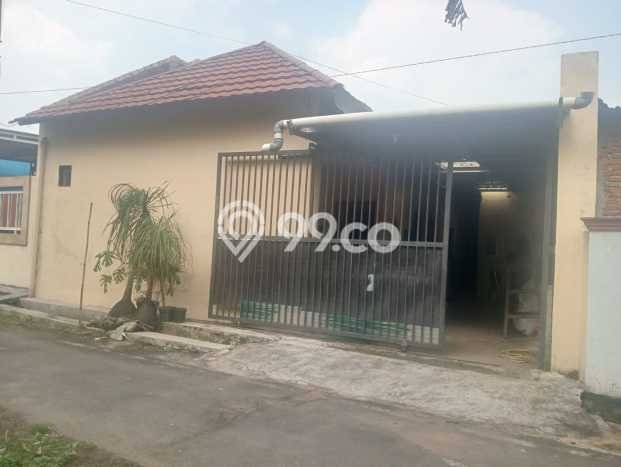Unit Komersial Dijual di Grogol Sukoharjo Luas Tanah 208m2, Luas Bangunan 208m2 Unit Komersial Dijual di Grogol Sukoharjo Luas Tanah 208m2, Luas Bangunan 208m2