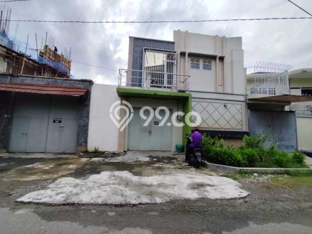 SIAP HUNI! Rumah Asri area Pasar Kliwon, Luas 142m2m² Bangunan 200m2m² SIAP HUNI! Rumah Asri area Pasar Kliwon, Luas 142m2m² Bangunan 200m2m²