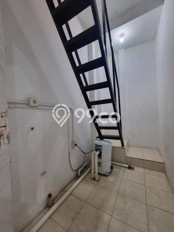 Hunian Elit LB 150m2 Siap Pakai Desain Elegan di Pondok Indah, Jakarta Selatan Hunian Elit LB 150m2 Siap Pakai Desain Elegan di Pondok Indah, Jakarta Selatan