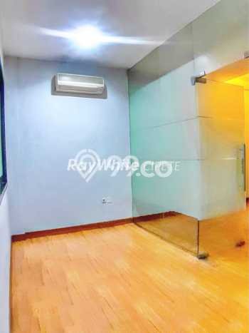 Ruko Komersial Dijual di Tebet Jakarta Selatan LT 63m2 & LB 250m2 Ruko Komersial Dijual di Tebet Jakarta Selatan LT 63m2 & LB 250m2