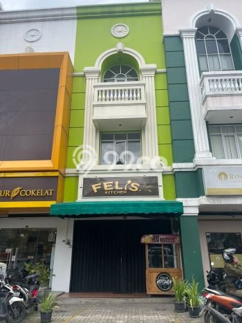 Ruko Dijual di Jakarta Selatan LT 82m2 & LB 200m2 Lokasi Terbaik! Ruko Dijual di Jakarta Selatan LT 82m2 & LB 200m2 Lokasi Terbaik!