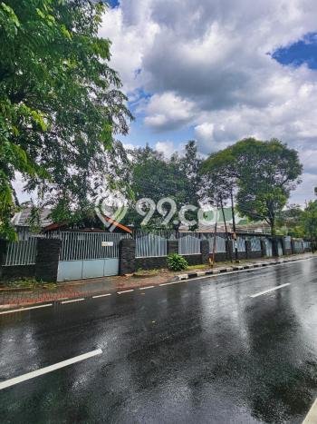 For Sale! Premium House LT 1150m2 Desain Elegan di Rawamangun For Sale! Premium House LT 1150m2 Desain Elegan di Rawamangun