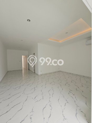 Rumah Elit Modern Tanpa Renovasi di Pondok Indah Jakarta Selatan Rumah Elit Modern Tanpa Renovasi di Pondok Indah Jakarta Selatan