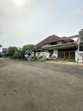 Hunian Elit LB 600m2 Siap Pakai Desain Elegan di Lebak Bulus, Jakarta Selatan Hunian Elit LB 600m2 Siap Pakai Desain Elegan di Lebak Bulus, Jakarta Selatan