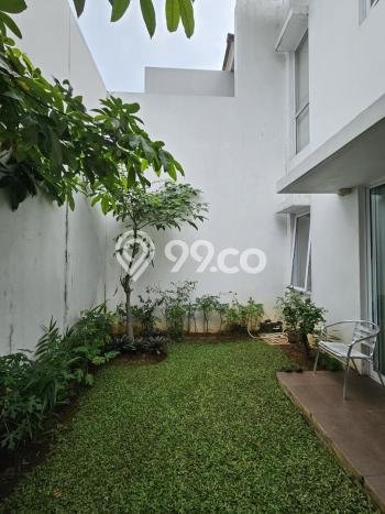 Dijual Rumah Luas Megah Dengan View Eksklusif di BSD, Tangerang Dijual Rumah Luas Megah Dengan View Eksklusif di BSD, Tangerang