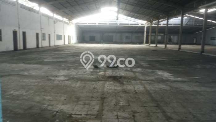 Gudang di Kota Sukabumi, Luas 5000m², Mainroad, Lokasi Strategis Gudang di Kota Sukabumi, Luas 5000m², Mainroad, Lokasi Strategis