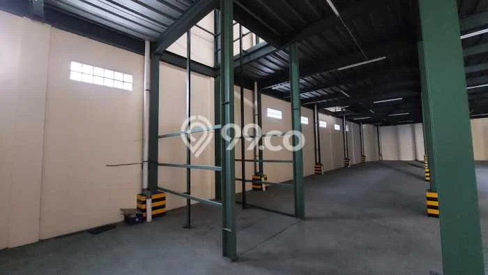 Unit Komersial Disewakan di Jakarta Utara Area Strategis Harga Kompetitif Unit Komersial Disewakan di Jakarta Utara Area Strategis Harga Kompetitif