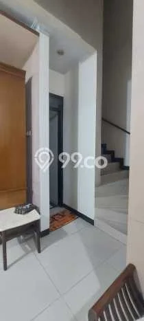 Rumah sewa siap huni 4 Kamar Tidur di Jelambar, Jakarta Barat Rumah sewa siap huni 4 Kamar Tidur di Jelambar, Jakarta Barat