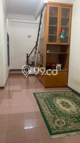Lokasi strategis! Rumah siap huni dikontrakkan di Sidoarjo LB 360m2 Lokasi strategis! Rumah siap huni dikontrakkan di Sidoarjo LB 360m2