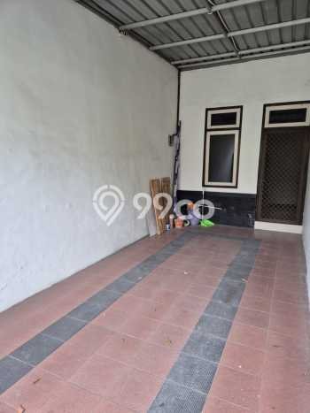 Rumah Modern Cantik 3 Kamar Siap Huni di Sidoarjo Rumah Modern Cantik 3 Kamar Siap Huni di Sidoarjo