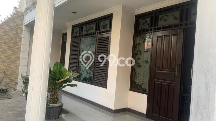 Lokasi strategis! Rumah siap huni dikontrakkan di Sidoarjo LB 360m2 Lokasi strategis! Rumah siap huni dikontrakkan di Sidoarjo LB 360m2