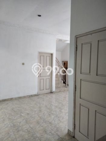 Dijual Rumah 4 Kamar Lokasi Ideal Nyaman dan Strategis di Sidoarjo Dijual Rumah 4 Kamar Lokasi Ideal Nyaman dan Strategis di Sidoarjo