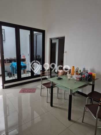 Rumah Modern Cantik 3 Kamar Siap Huni di Sidoarjo Rumah Modern Cantik 3 Kamar Siap Huni di Sidoarjo